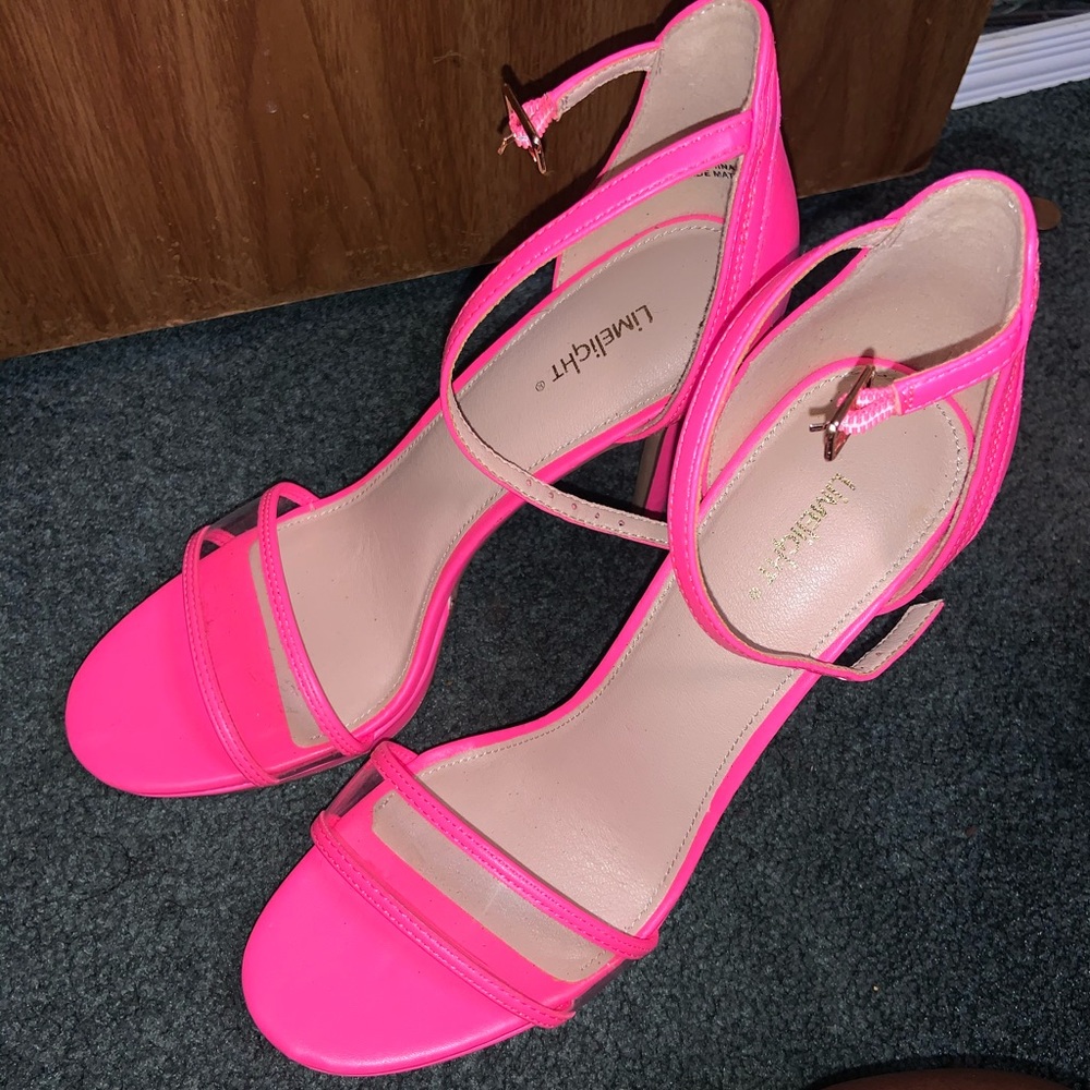 pink heels - Picture 2 of 3